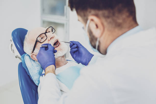 Best Emergency Tooth Extraction  in Stone Mountain, GA